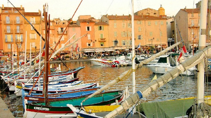 Excursion en mer : Saint-Tropez Marché & plages