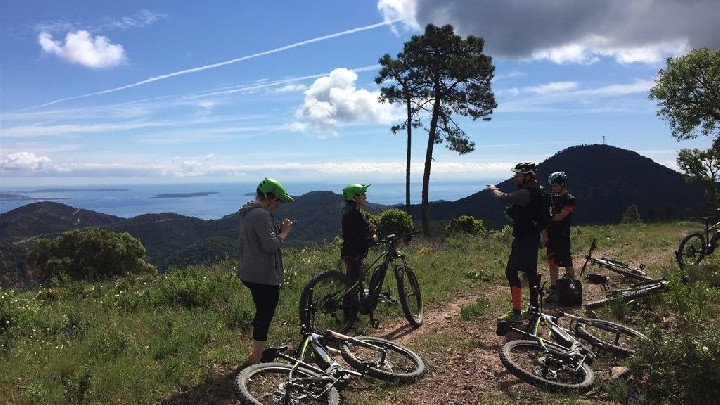 Excursion VTT électrique dans l'Estérel