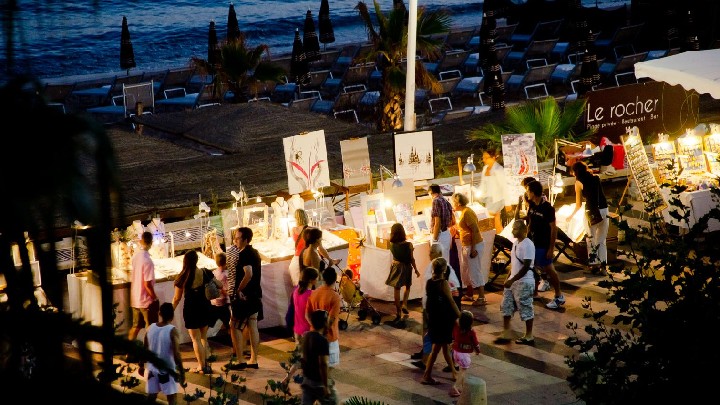 Marché nocturne