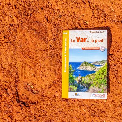 Topo Guide le Var à pied